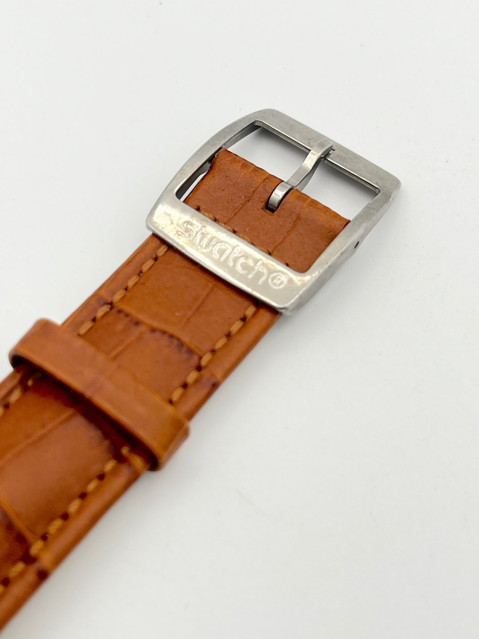 Correa de repuesto de piel marrón claro de 19 mm Swatch AYCS429