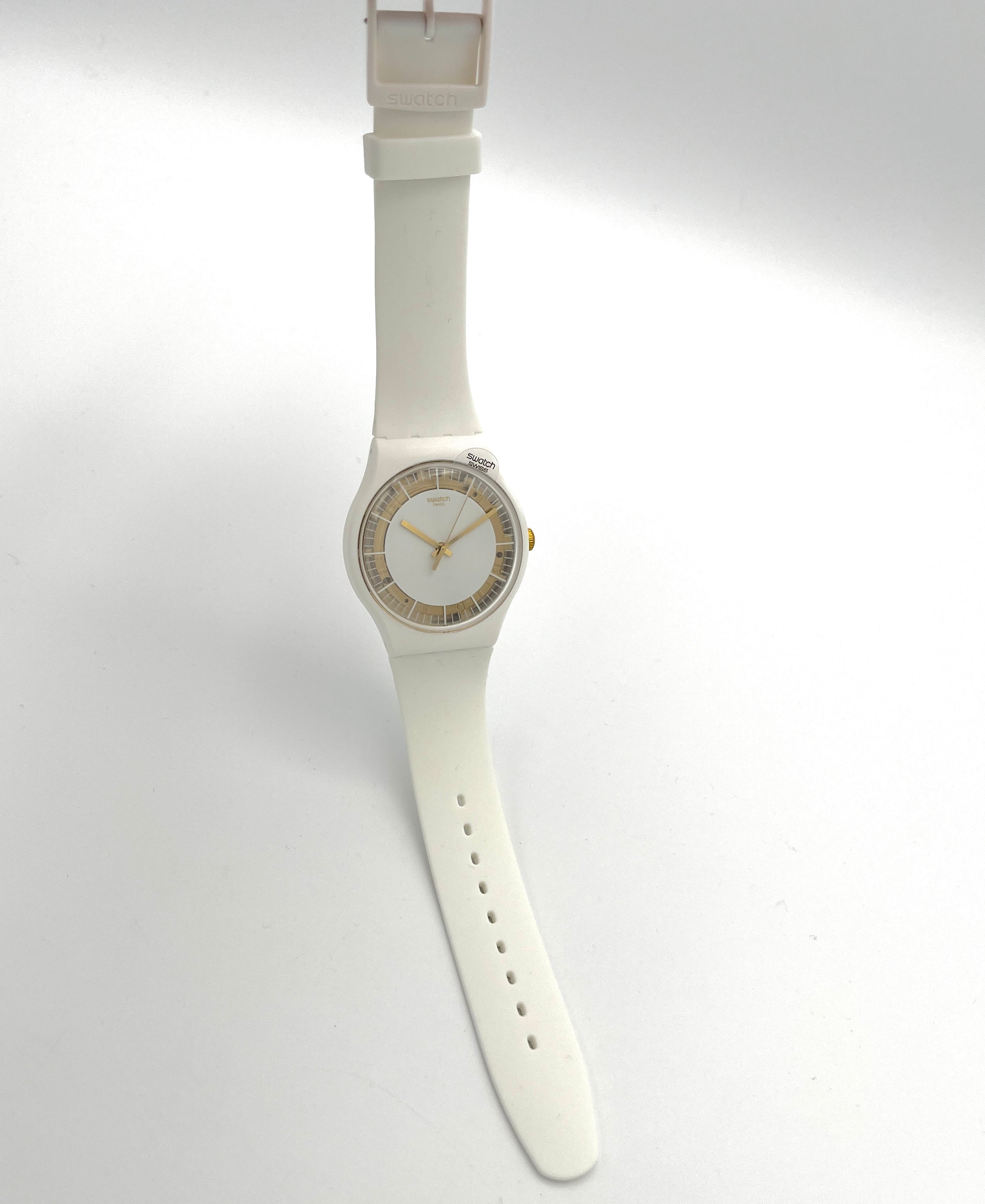 Swatch New Gent SILIWHITE SUOW158 (2018)