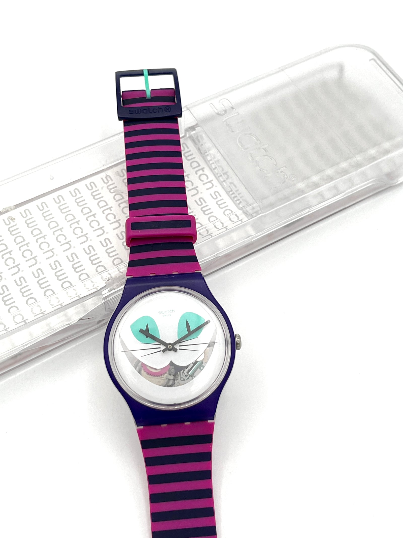 Swatch New Gent Art Special ROJO, AZUL y BLANCO SUOZ344 (2022)