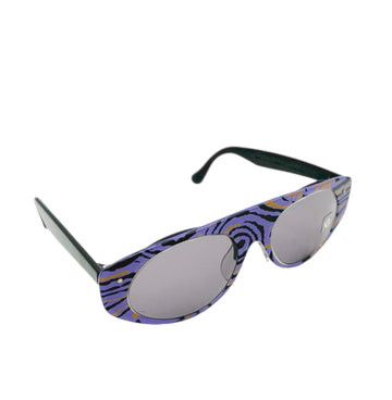 Gafas de sol Swatch inspiradas en los 90 - Dama española