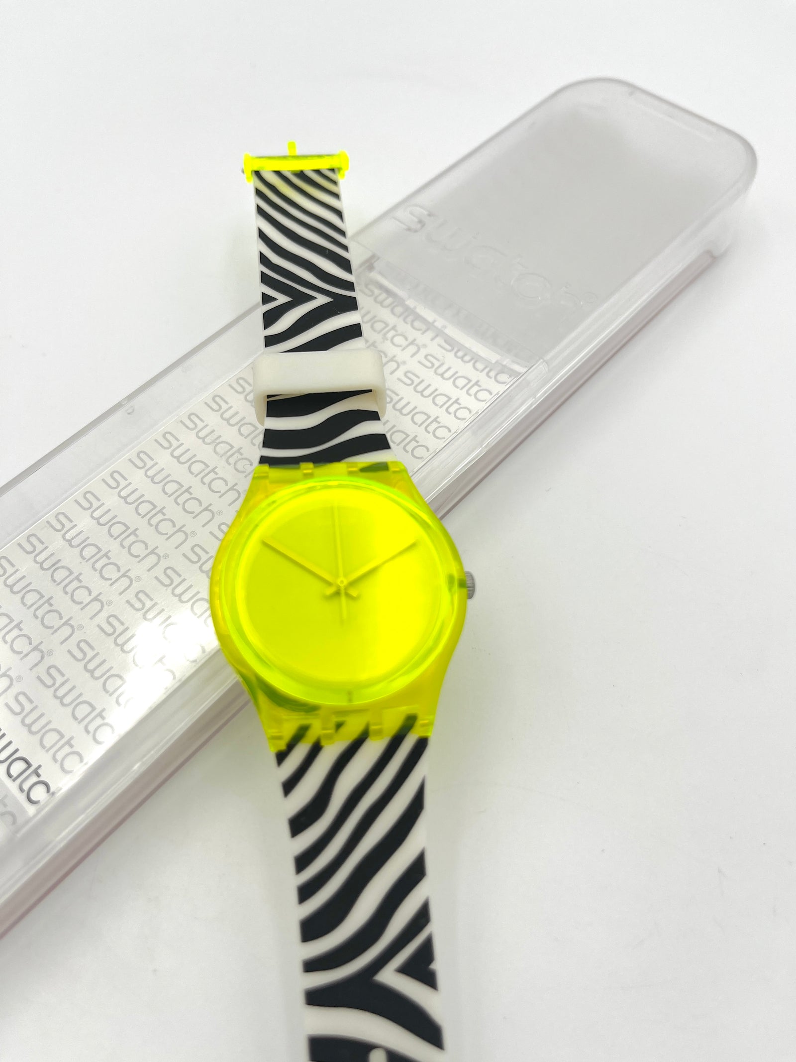 Swatch Gent YELLOW ZEB GJ131 (2011)