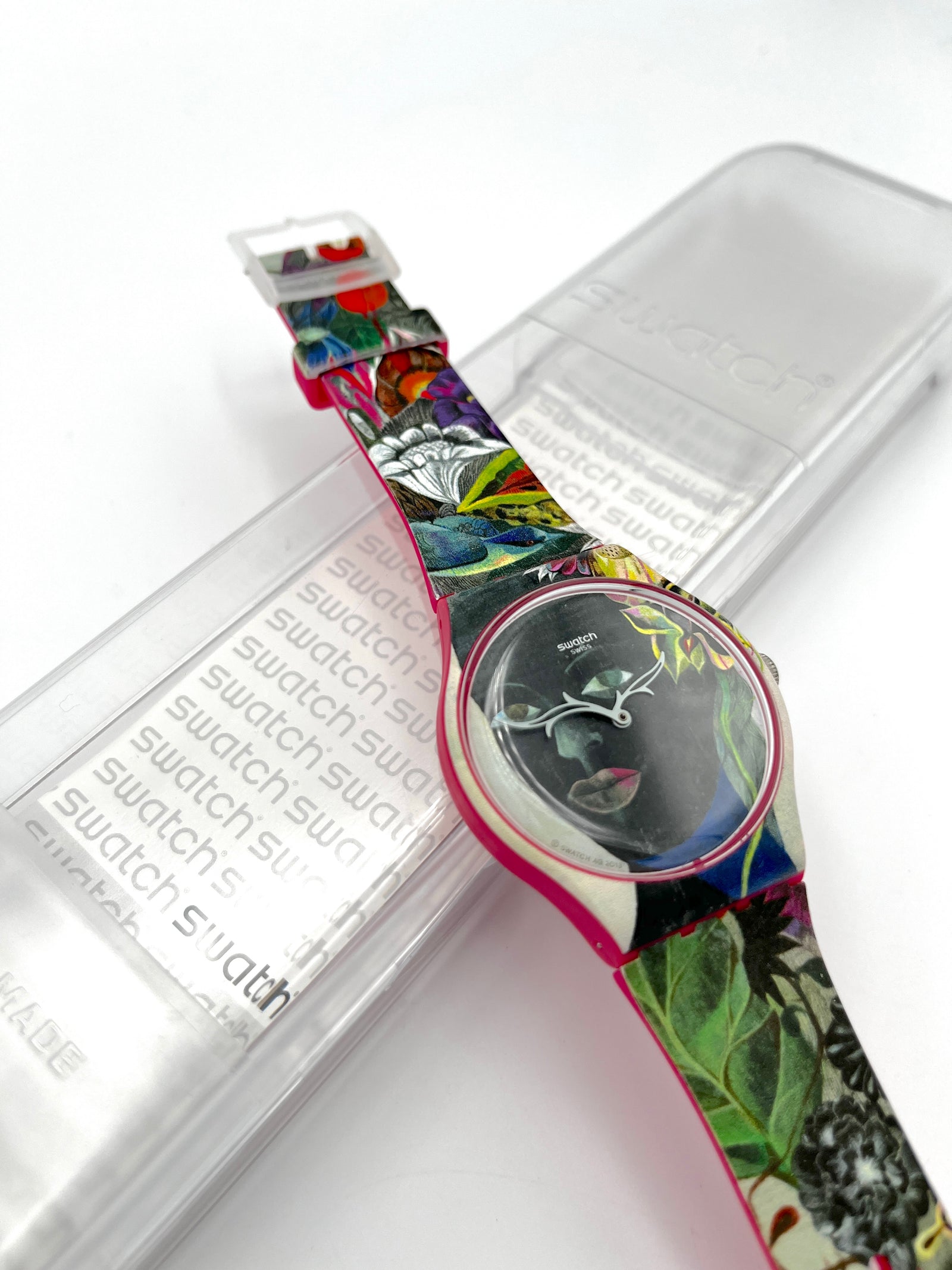 Swatch New Gent FLOWERHEAD SUOZ164 de Olaf Hajek (2014)