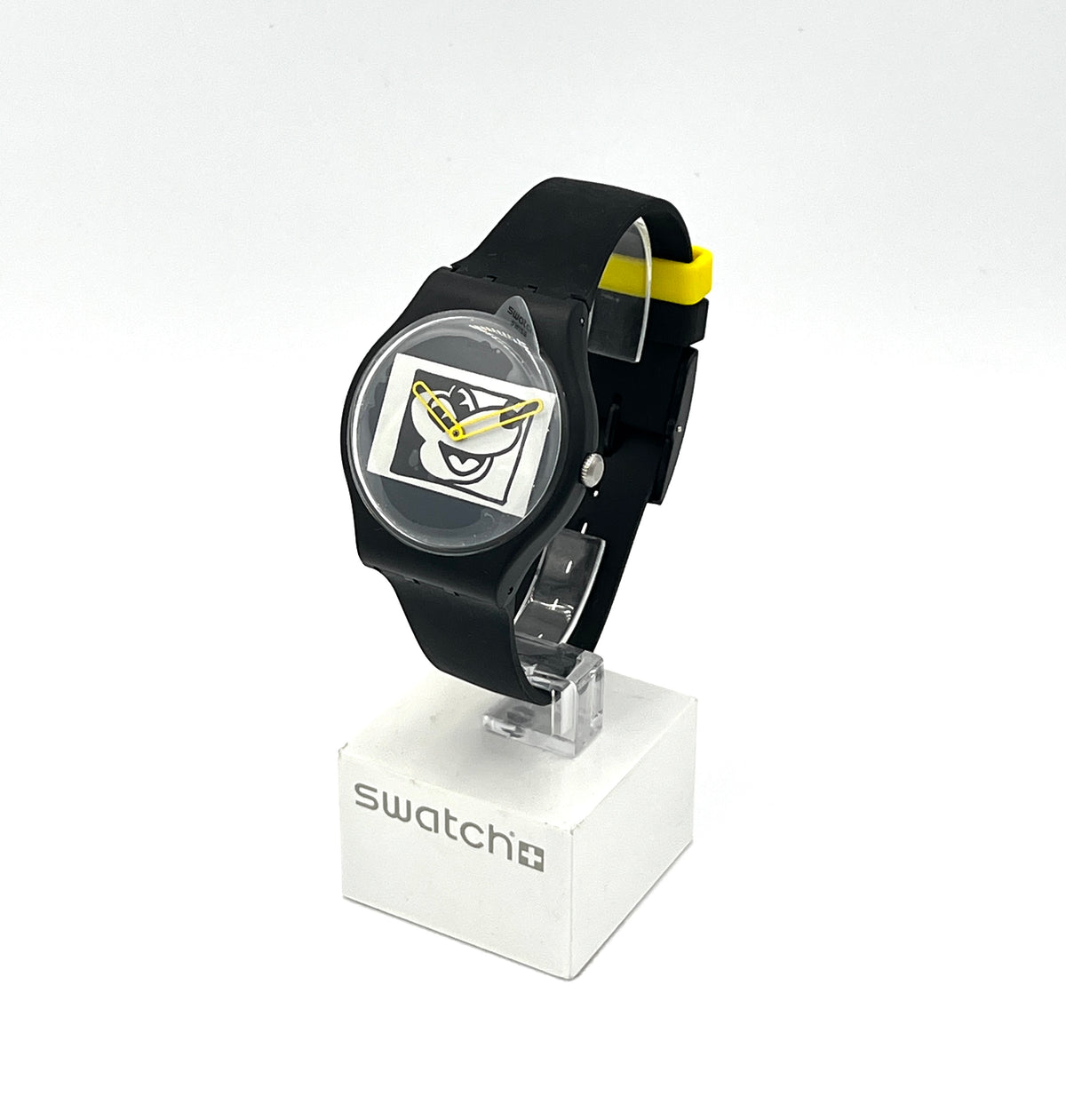 Swatch New Gent Special Mickey Blanc Sur Noir by Keith Haring SUOZ337 (2010)