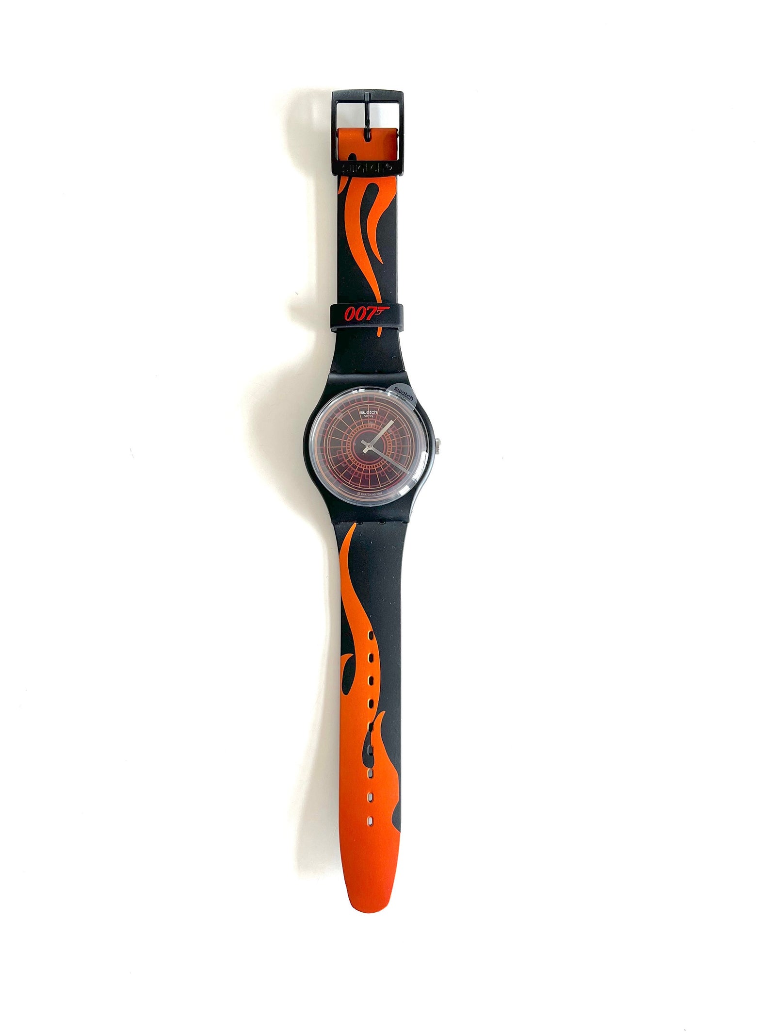 Swatch James Bond 007 The World Is Not Enough 1999 SUOZ304 (2020)