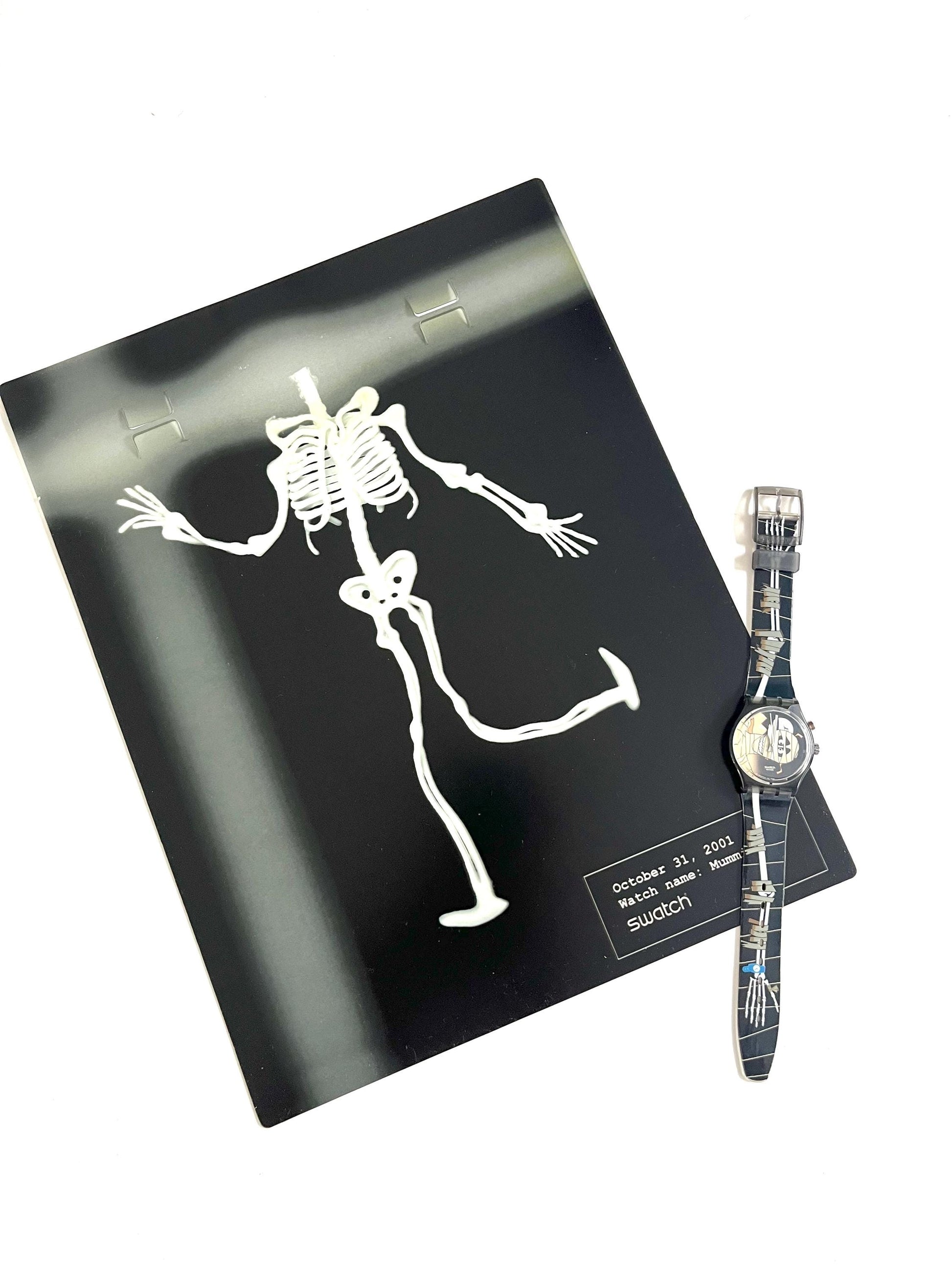 Swatch Loomi MUMMIA GM900 (2001)