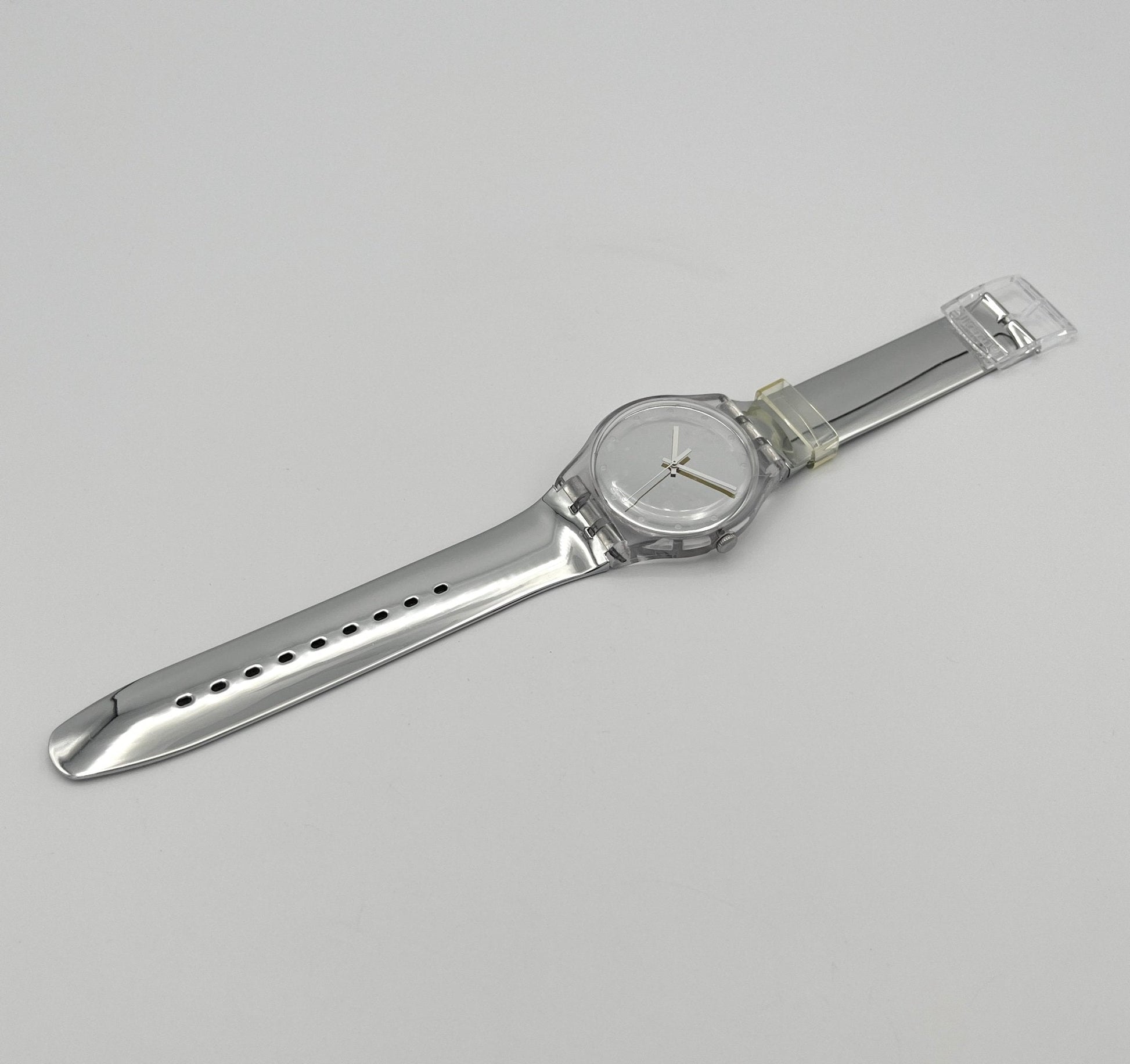 Swatch New Gent SHINY MOON SUOK121 (2016)