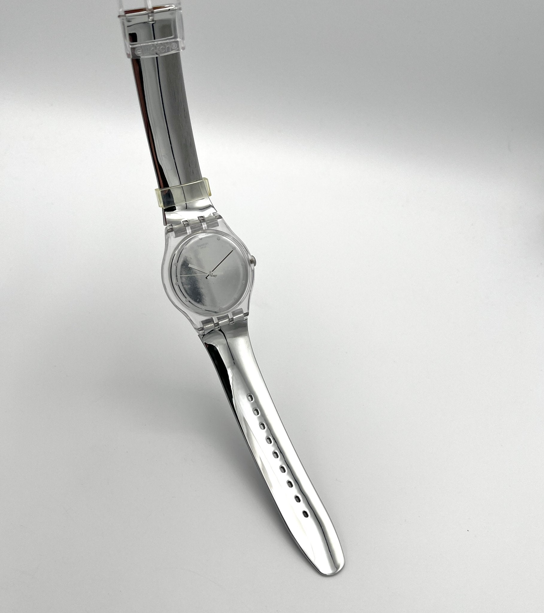 Swatch New Gent SHINY MOON SUOK121 (2016)